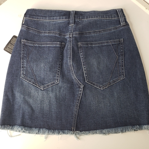 Kendall and Kylie Denim Highline Tourist Frayed Dark Wash Celebrity Design Mini - Picture 12 of 13